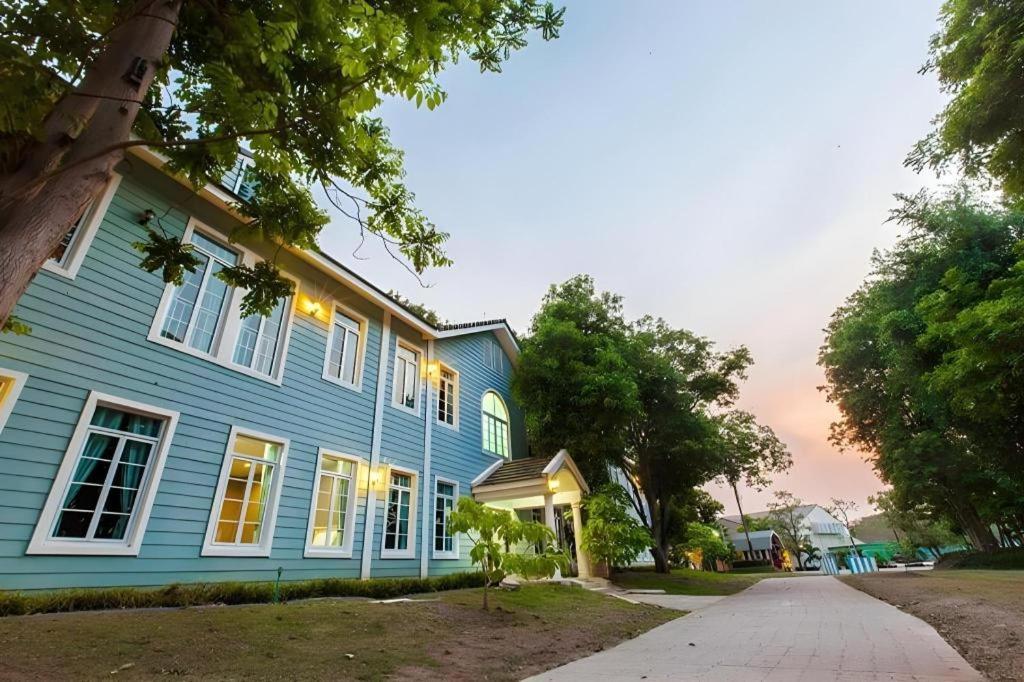 Varee Valley Resort And Restaurant Khon Kaen Dış mekan fotoğraf